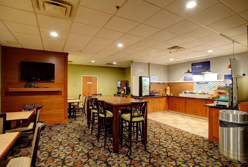 Holiday Inn Express La Plata By Ihg מראה חיצוני תמונה