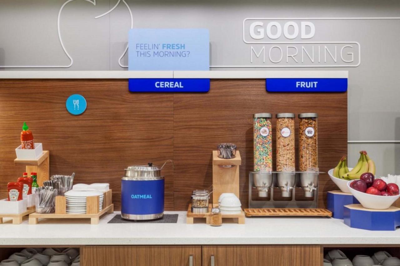 Holiday Inn Express La Plata By Ihg מראה חיצוני תמונה