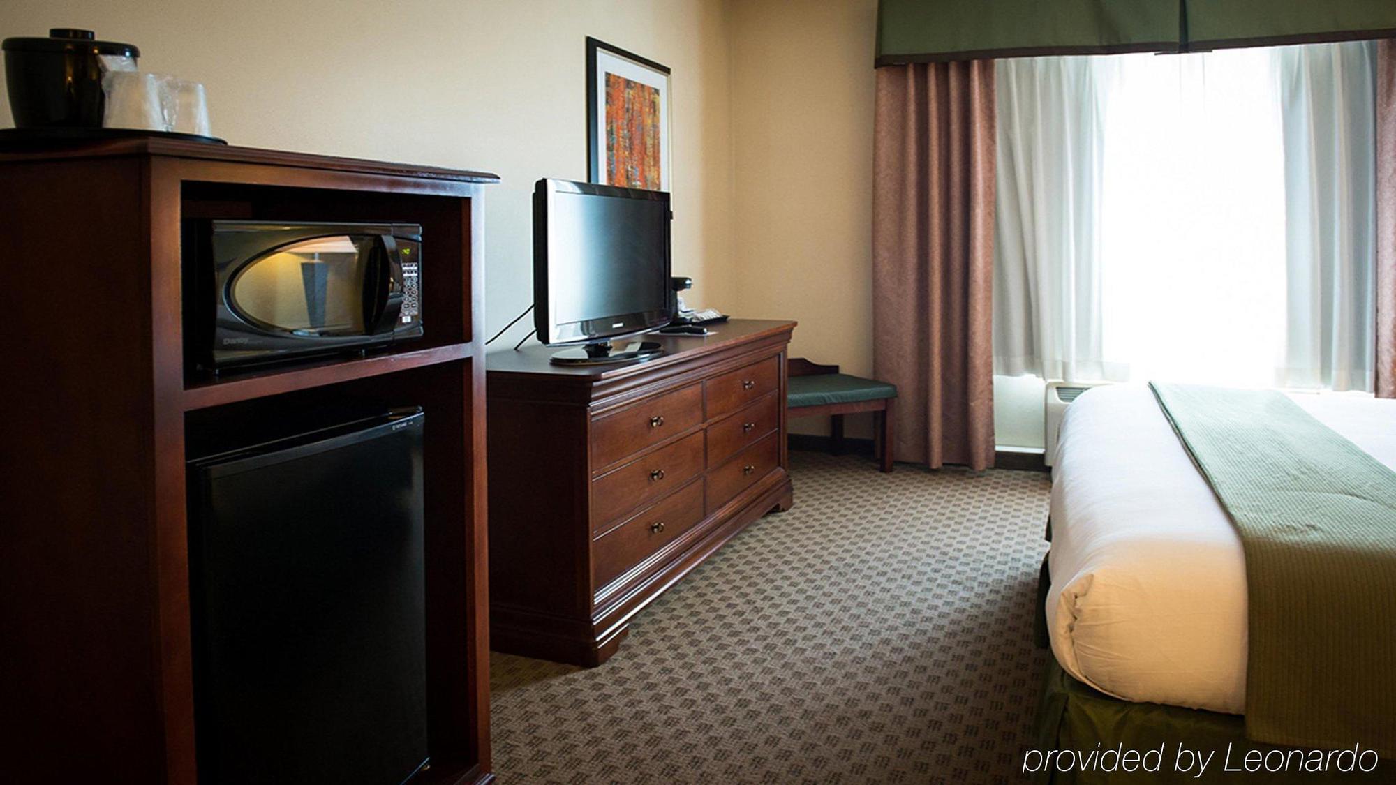 Holiday Inn Express La Plata By Ihg מראה חיצוני תמונה